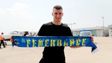 Dominik Livakovic kimdir? İşte Fenerbahçe'nin yeni transferi Dominik Livakovic hakkında bilgiler