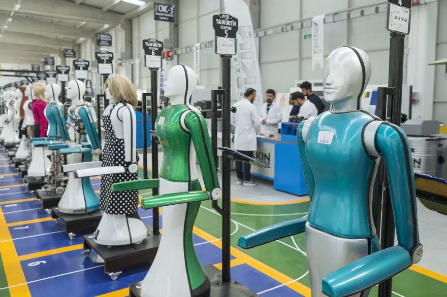 İlk insansı robot fabrikası Konya'da 12