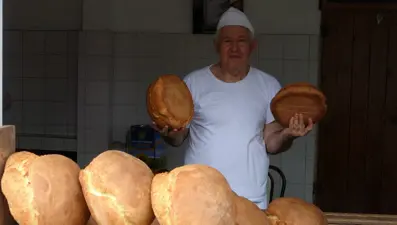 Abacıbükü Ekmeği'nin sırrı fırınında ve fındık kabuğunda