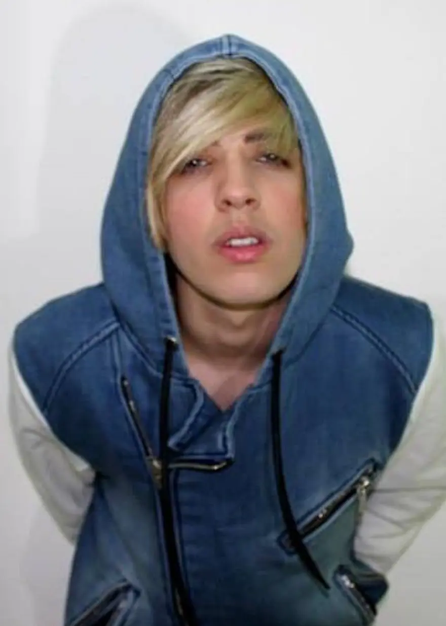 Genç oyuncu BTS grubunun K-pop yıldızına benzemeye çalışırken hayatını kaybetti 2