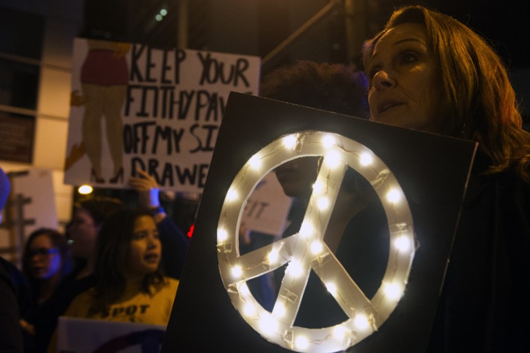 ABD'de 28 kentte Trump karşıtı gösteri