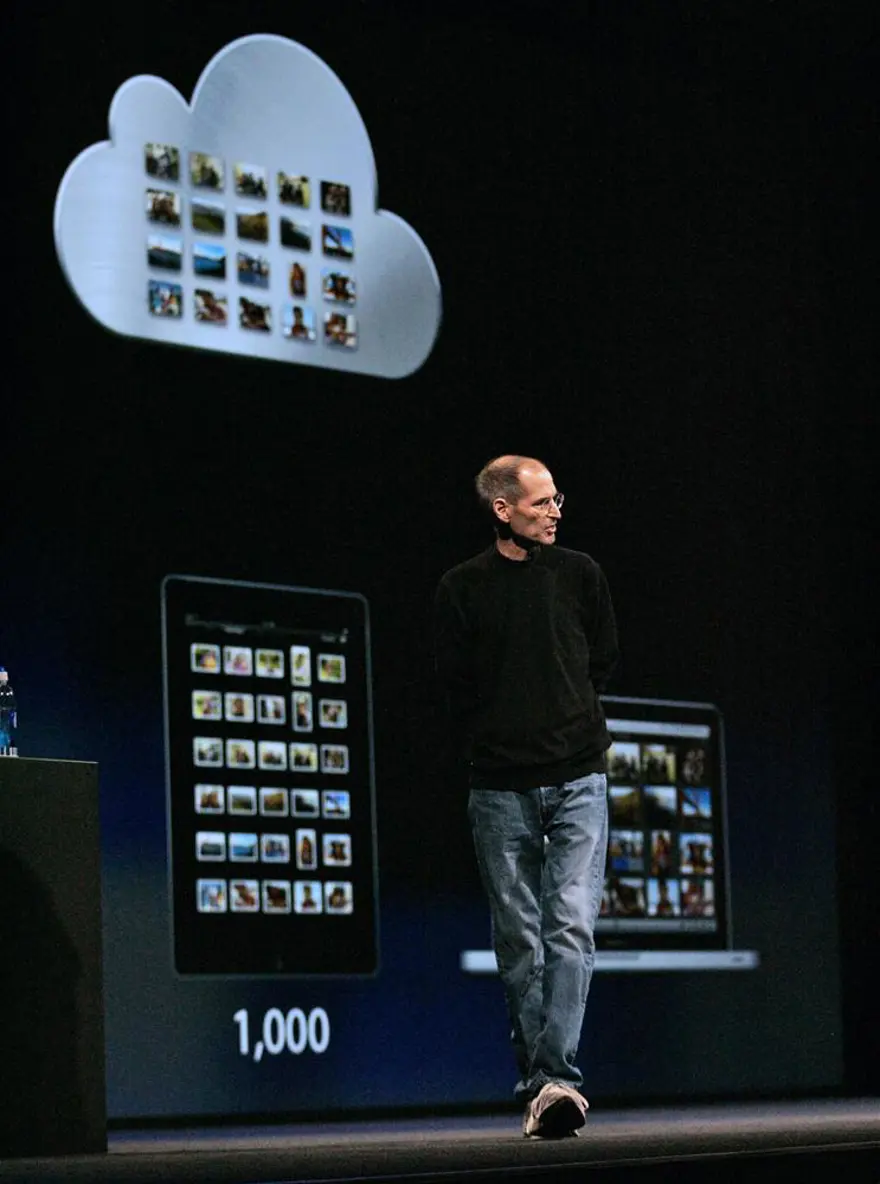 Apple'ı bir numara yaptı 52