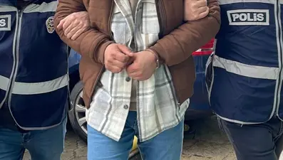 3 yıl 10 ay 3 gün hapis cezası ile aranıyordu, yolcu otobüsünde yakalandı