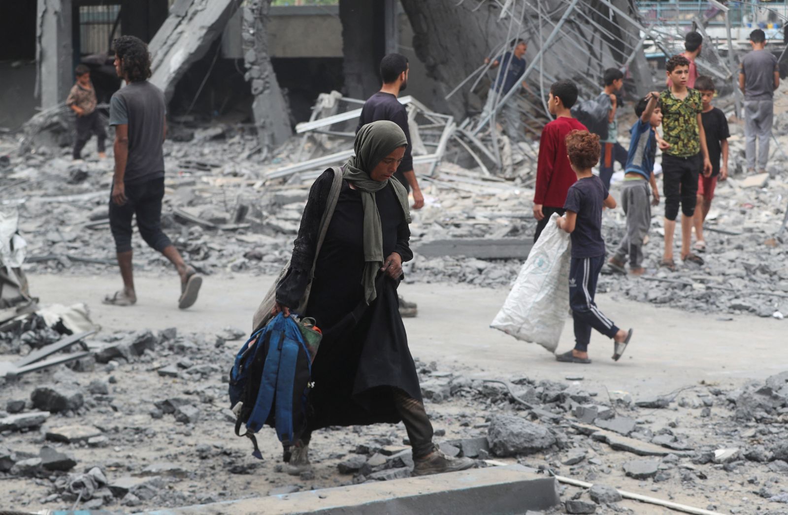 İsrail: Hamas ateşkes önerisini değiştirmek istiyor