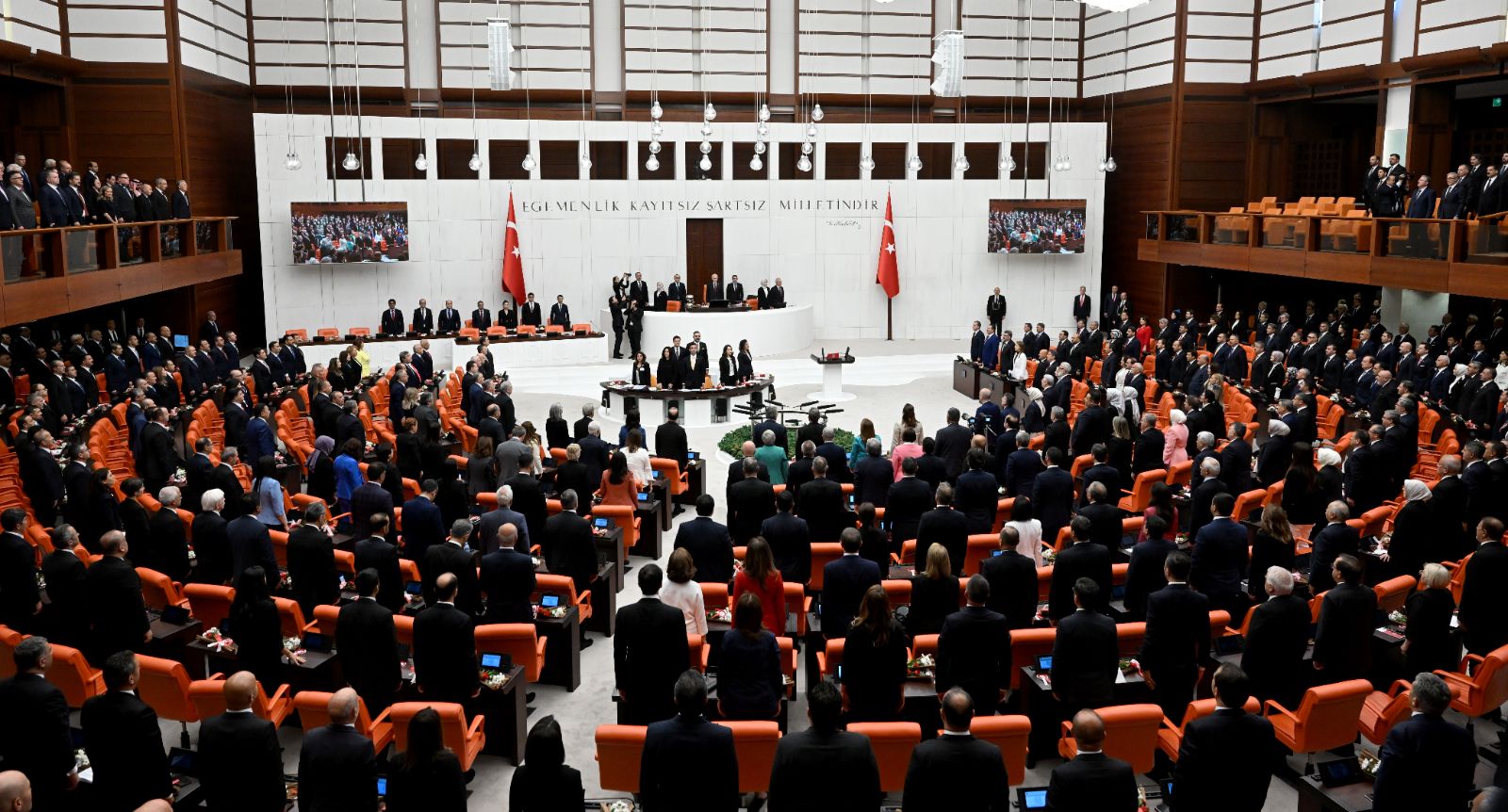 Meclis'te 28. yasama dönemi başladı