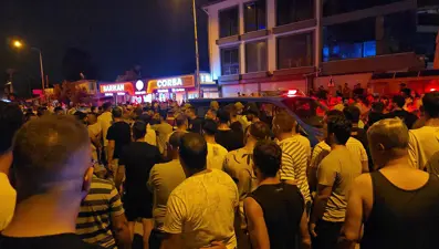 Hatay'da olaylı gece: Bıçaklayıp lokantaya sığındılar