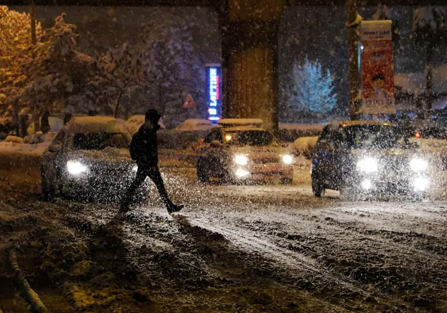 Ankara beyaza büründü, sırada İstanbul var 16 Ankara beyaza büründü, sırada İstanbul var 16