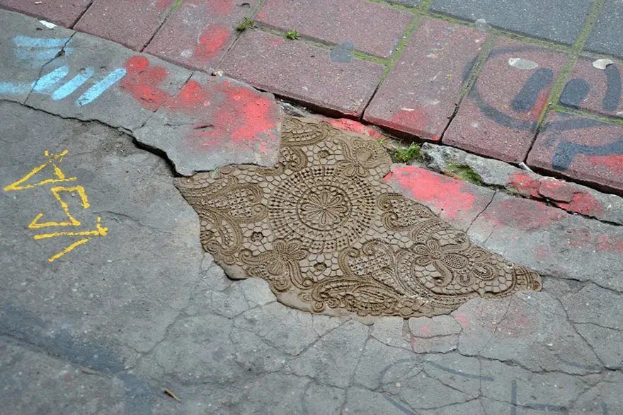 Sokaklara dantel örtü 17
