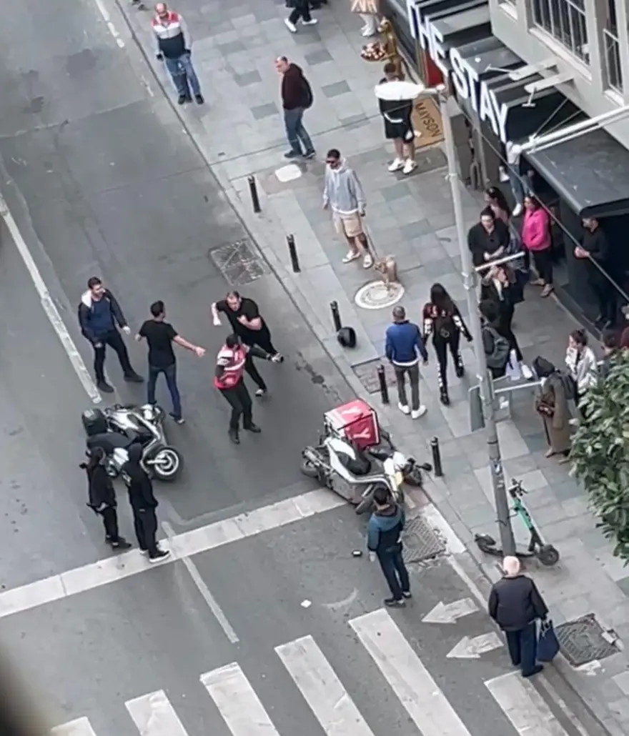 Nişantaşı'nda trafikte tekme tokat kavga 5