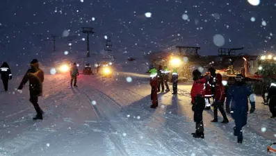 Erciyes'te kar kütlesinin altında kalan turist hayatını kaybetti