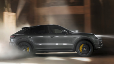 Porsche, tüm zamanların en güçlü Cayenne'ini sundu