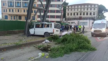 Tarım işçilerini taşıyan servis kaza yaptı: 1 ölü, 13 yaralı