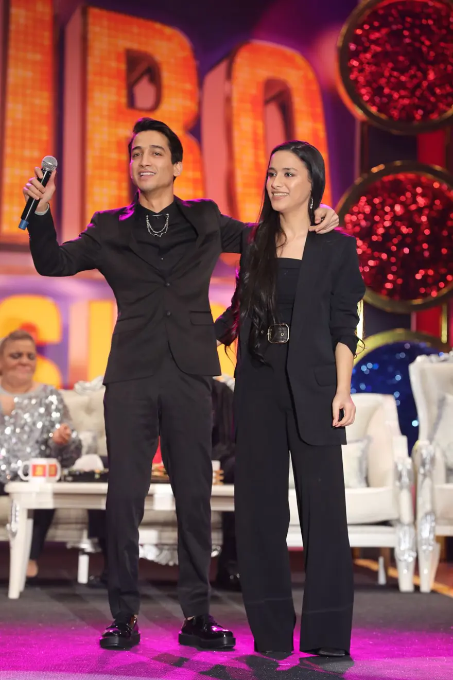 İbo Show'un yeni bölüm konukları: Kibariye, Ömer Danış, Cengiz Kurtoğlu, İbrahim Karakaş, Zeliha Kendirci ile Şahin Kendirci 6 İbo Show'un yeni bölüm konukları: Kibariye, Ömer Danış, Cengiz Kurtoğlu, İbrahim Karakaş, Zeliha Kendirci ile Şahin Kendirci 6