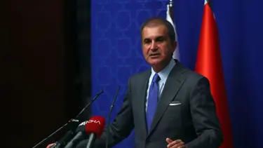 AK Parti Sözcüsü Ömer Çelik: Laiklik prensibi anayasada korunmalı