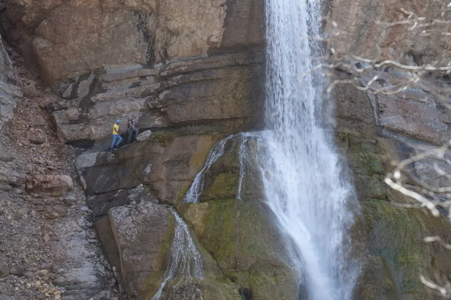 Gezginlerin rotası Tunceli Çırtan Şelalesi 