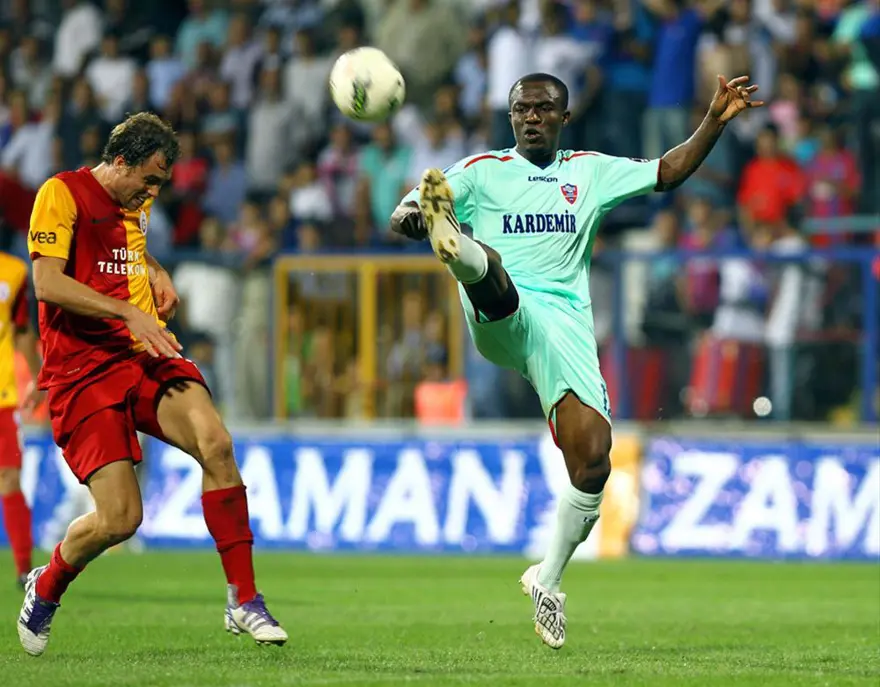 Galatasaray 1 puanı kurtardı 11