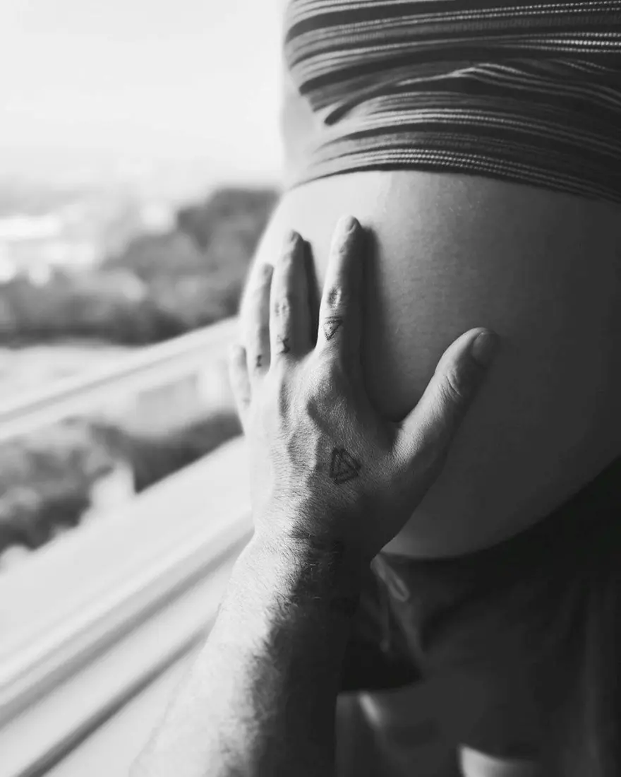 Burcu Biricik'ten kızı Luna ile ilk paylaşım 2