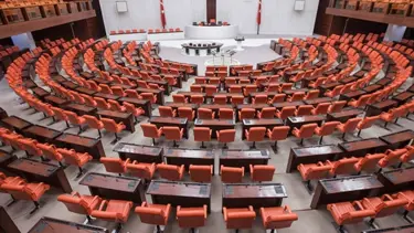 18 yaş altı suçlu düzenlemesi yargı paketinden çıkarıldı