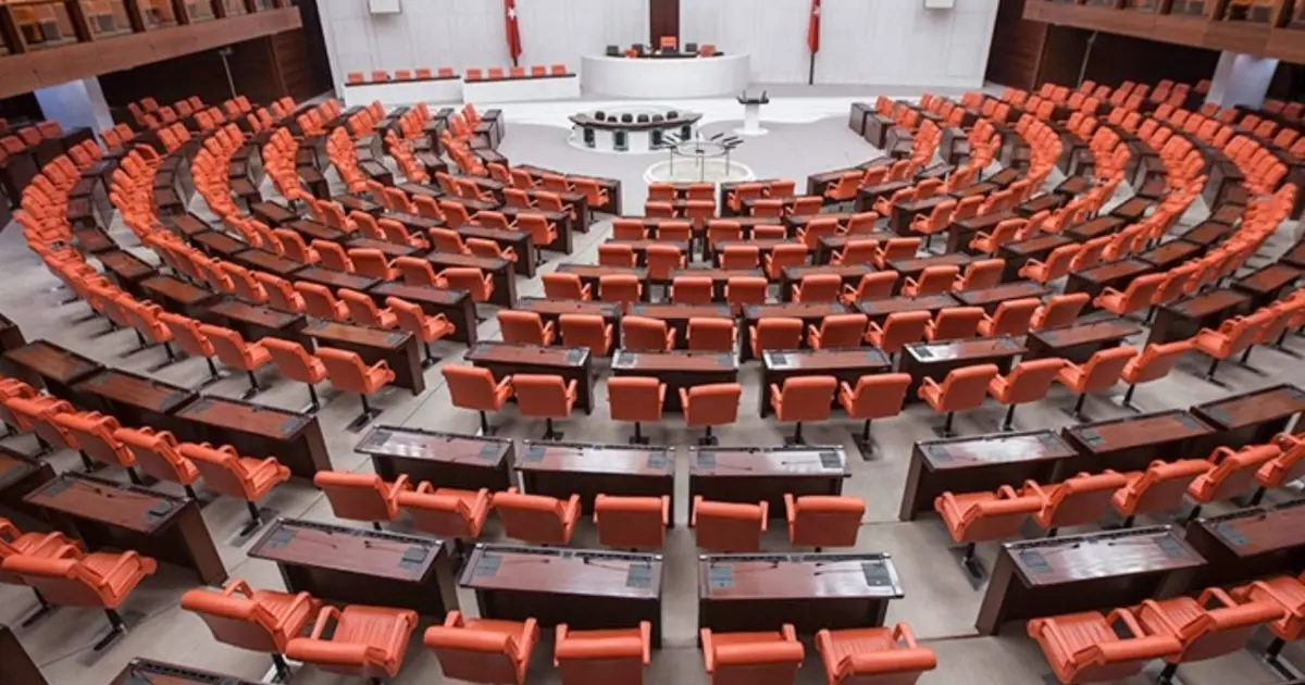 18 yaş altı suçlu düzenlemesi: 11. Yargı Paketi’nden çıkarıldı, TBMM'de komisyon kurulacak