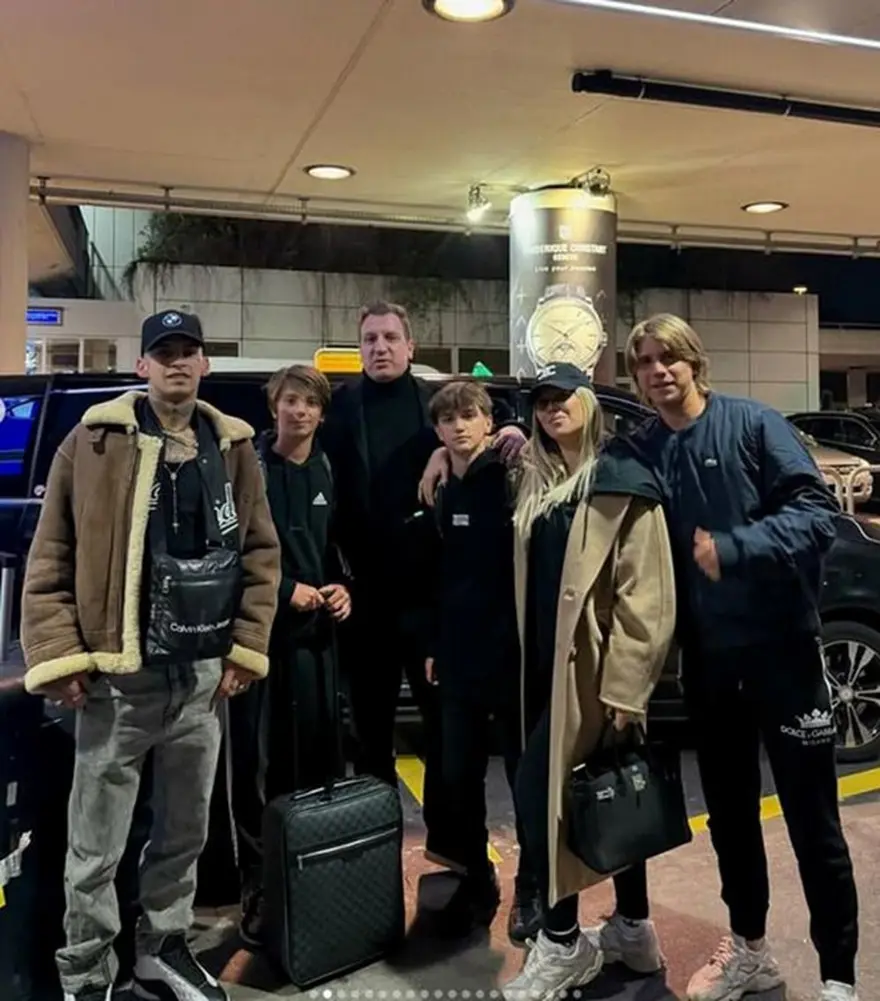 Wanda Nara'dan olay yaratan paylaşım: Eski eşi ve yeni sevgilisiyle kahvaltı sofrasında 3