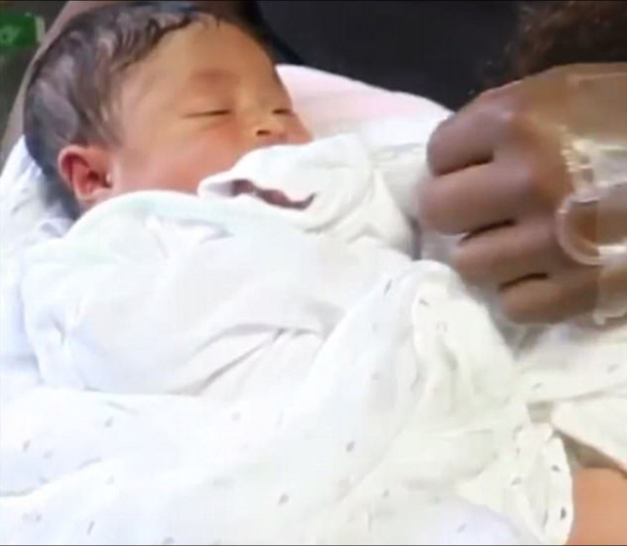 Serena Williams ilk kez bebeğiyle 2