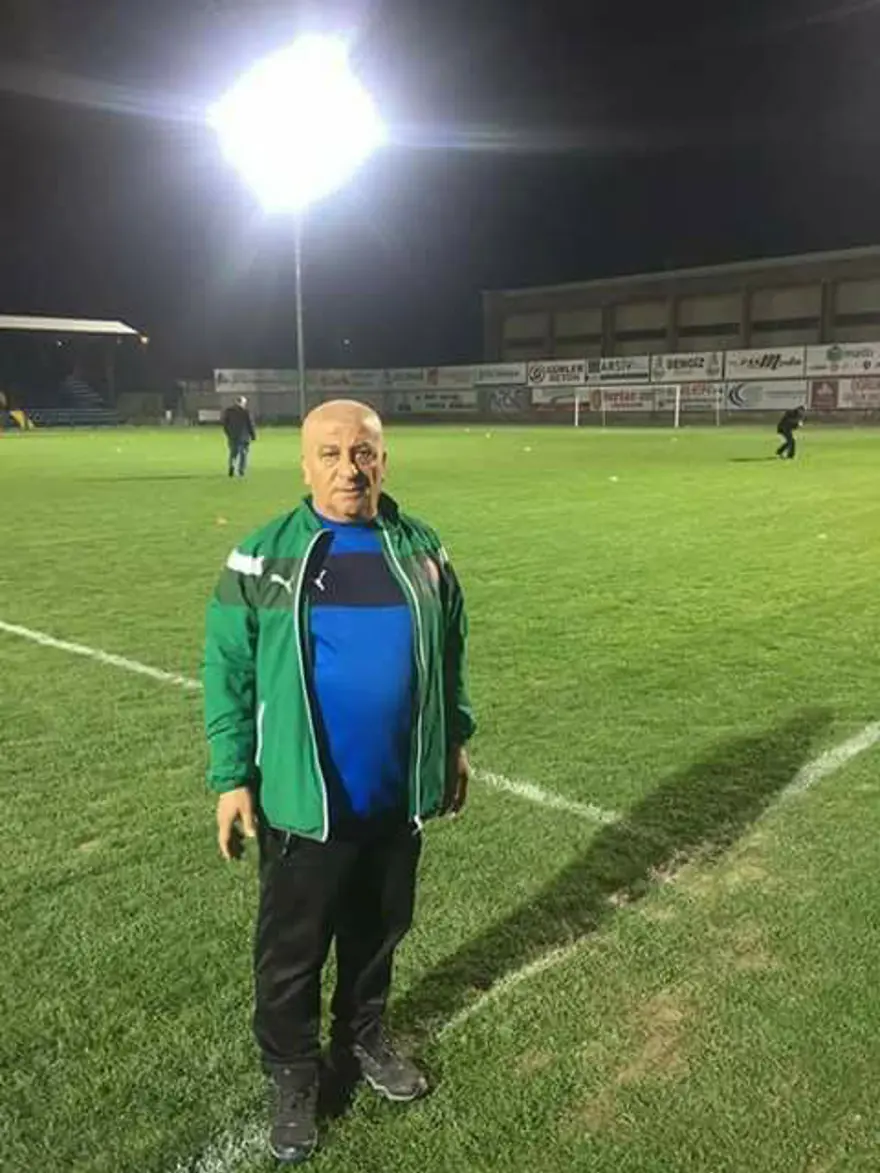 Dili boğazına kaçan futbolcuyu masör kurtardı 4