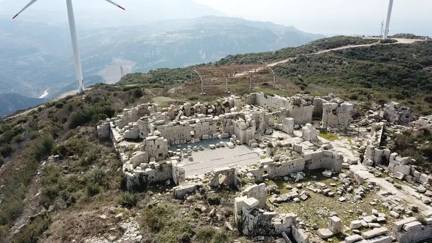 1500 yıl önce depremzede Simon'un yaptığı manastır son depremi hasarsız atlattı 8