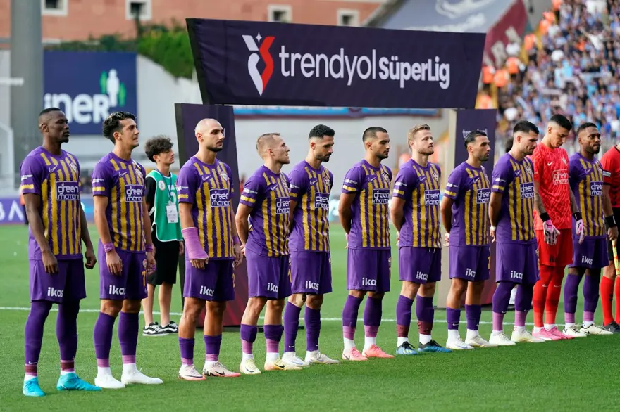 Süper Lig'de ilk 4 haftanın özeti 8 Süper Lig'de ilk 4 haftanın özeti 8