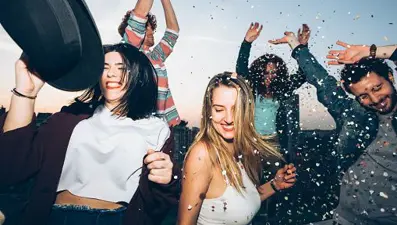 “Alzheimer riskini en çok düşüren uğraş müzik eşliğinde dans etmek!” (21 Eylül Dünya Alzheimer Günü)