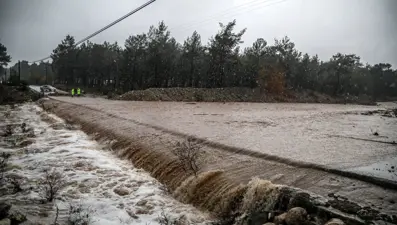 Antalya'da son 3 yılın yağış rekoru kırıldı