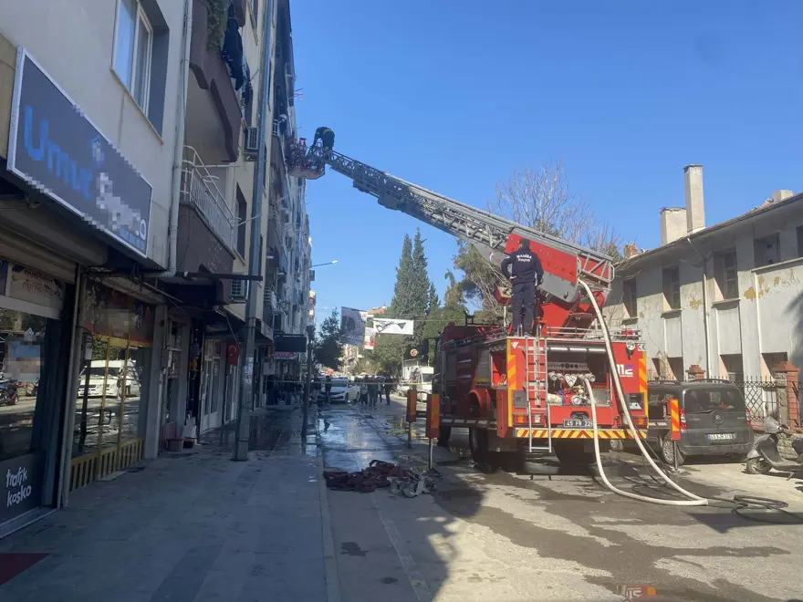 Güldeniz misafirliğe gittiği evde çıkan yangında yaşamınıyitirdi 1