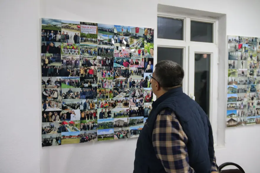Köyün hafızasını gelecek nesillere taşıyorlar: Fotoğraflarla süslediler 1