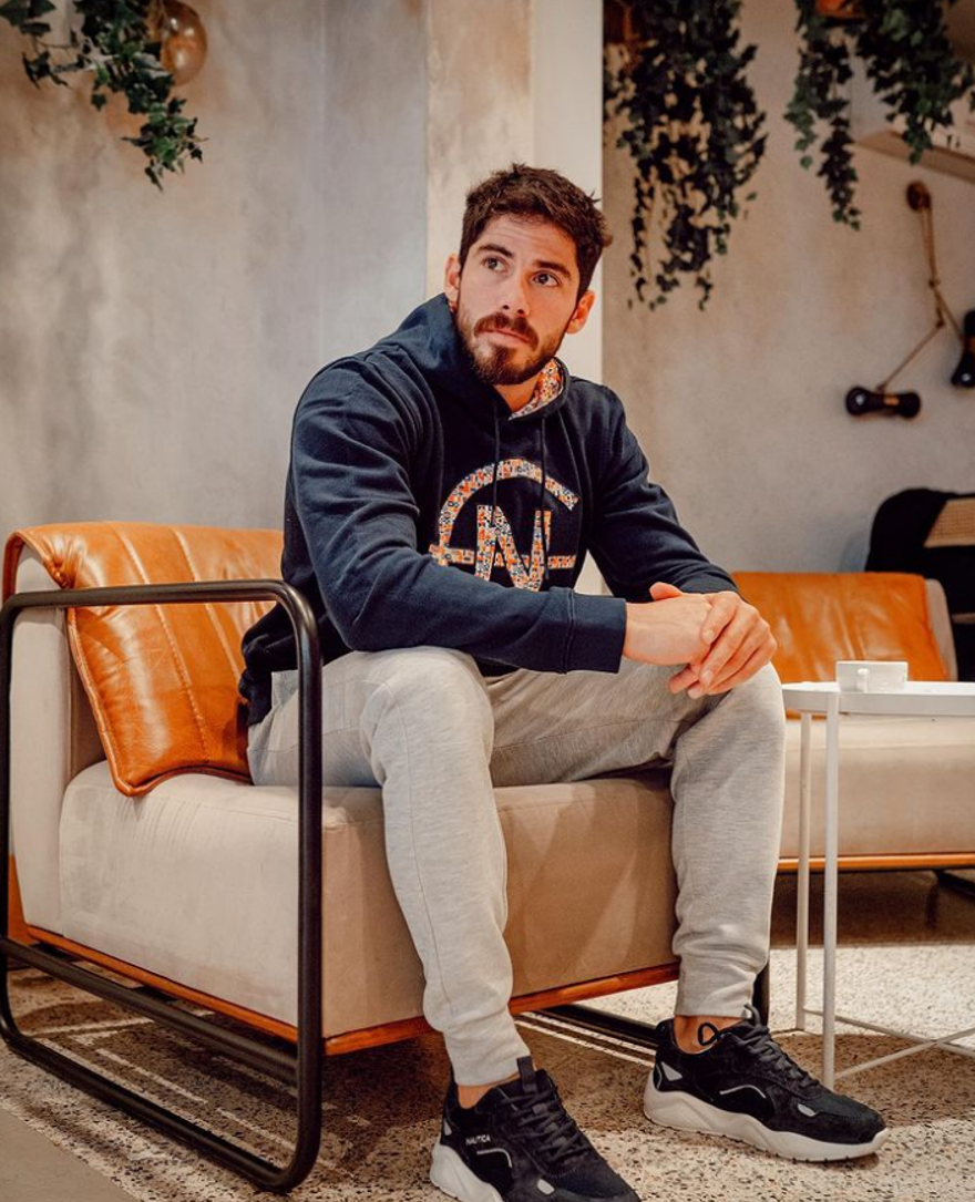 ANIL BERK BAKİ KİMDİR? 54