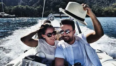 Tarkan'dan romantik kareler