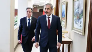 Dışişleri Bakanı Fidan ABD'li mevkidaşı Blinken'la görüştü: Fidan acilen ateşkes istedi Dışişleri Bakanı Fidan ABD'li mevkidaşı Blinken'la görüştü: Fidan acilen ateşkes istedi
