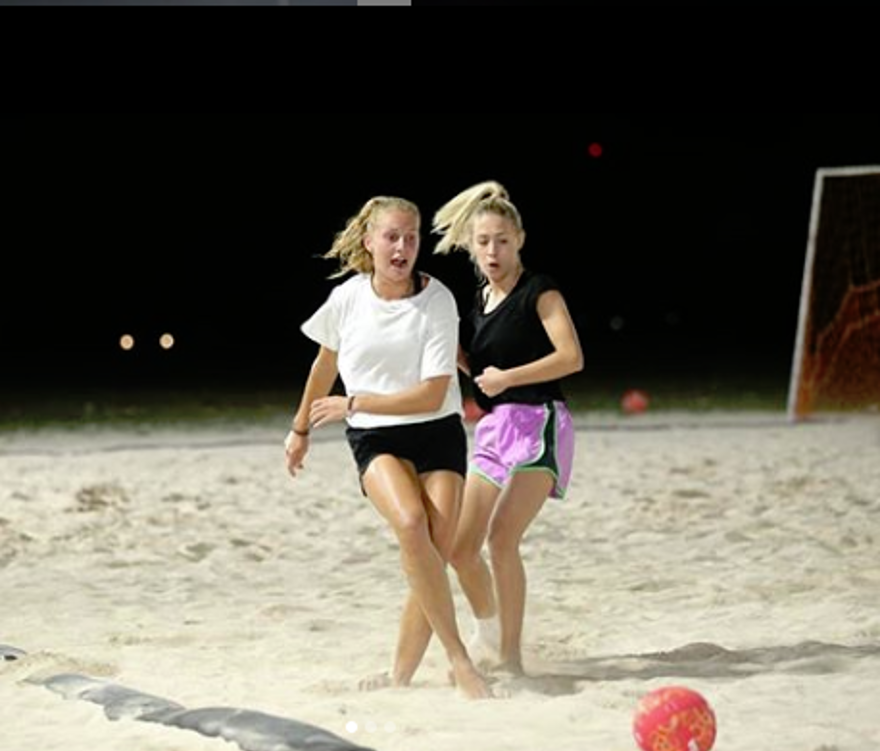 Survivor Türkiye-Yunanistan (Birleşme Haftası) ödüllü futbol maçı ve Anlat Bakalım oyunu 6