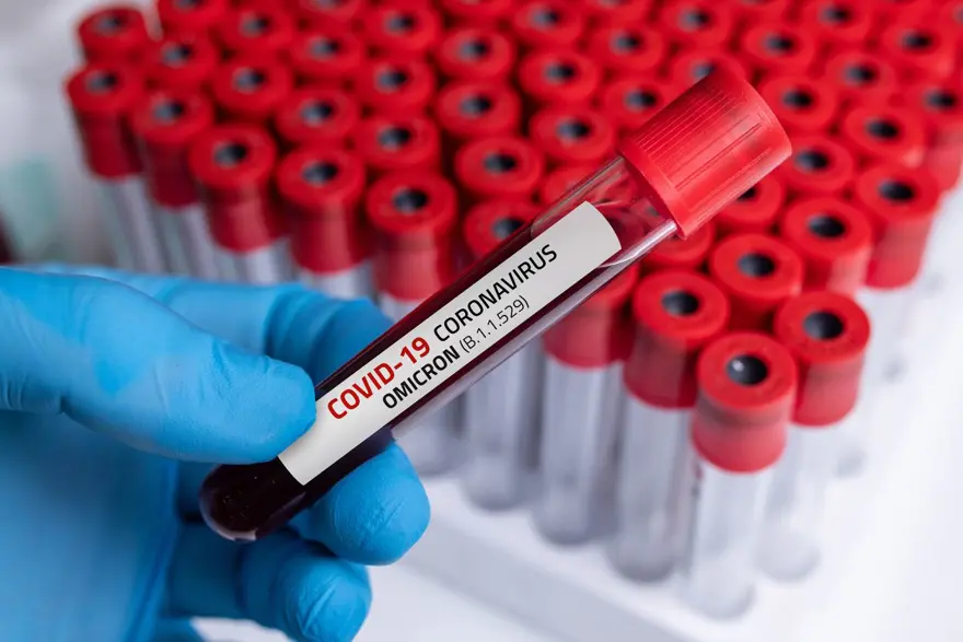 Uğur Şahin ve Özlem Türeci'nden müjdeli haber: Omicron'a özel olarak uyarlanan aşıların ne zaman geleceği belli oldu 9