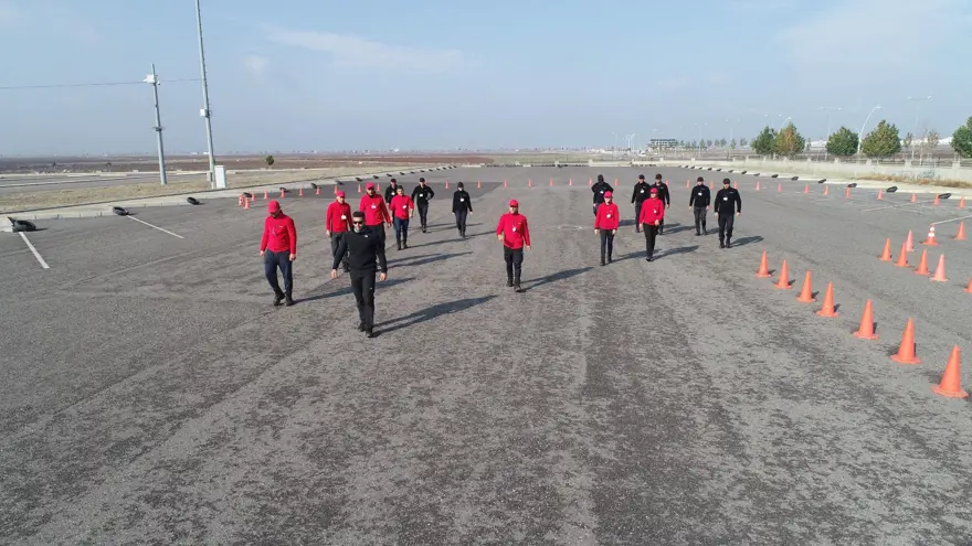 Yunusların zorlu eğitimi 7