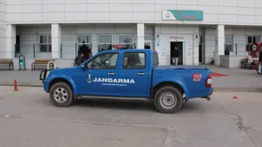Tarlasına kurmak istedi, köstebek tabancası elinde patladı