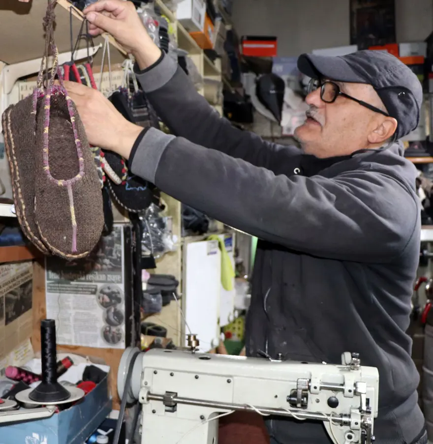 20 metrekarelik atölyesinde üretiyor: "Reşik" Avrupa'ya gönderiyor 3