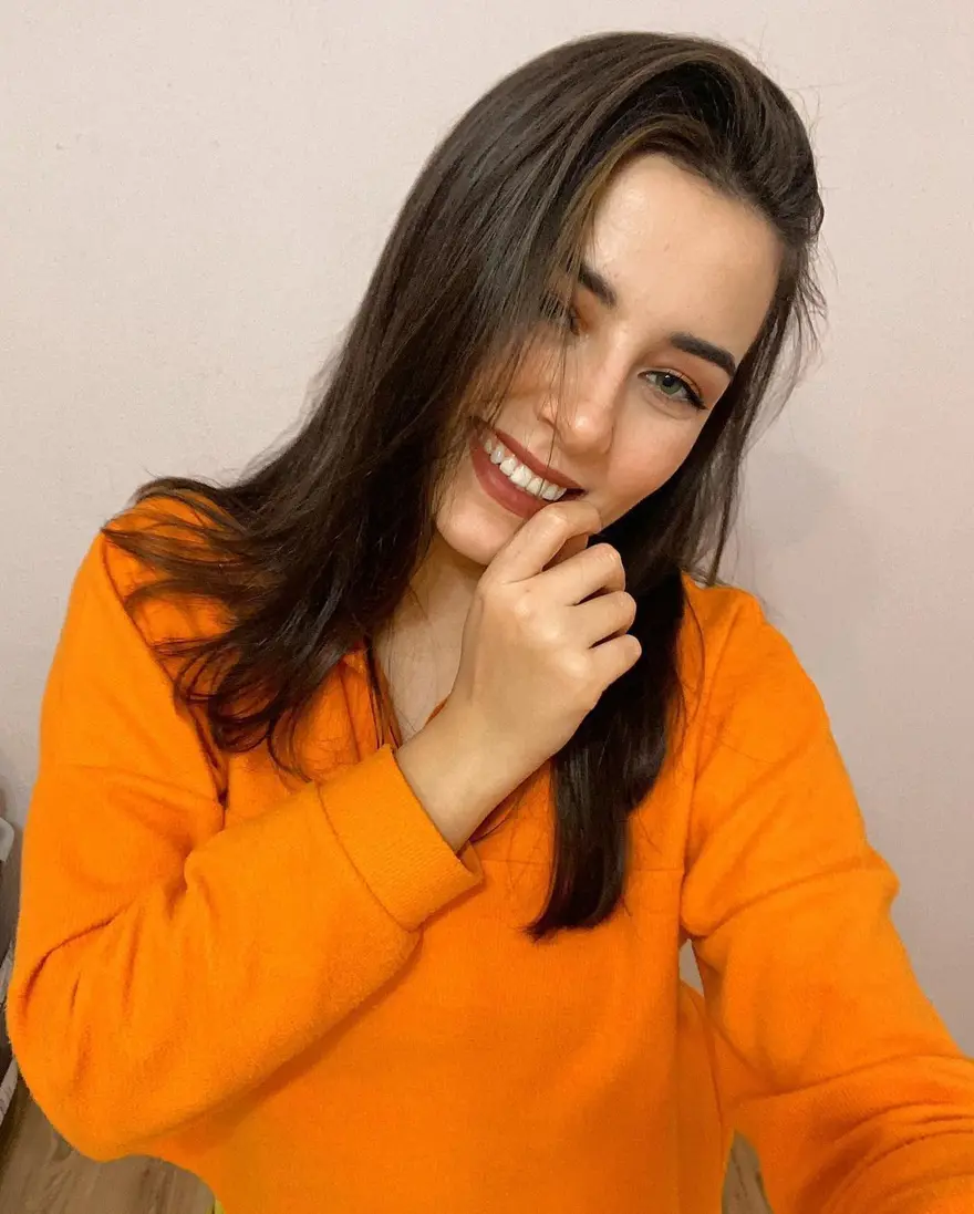 TikTok'un en çok takip edilen fenomenleri Nursema Altuntaş, Ceren Yaldız ve Yeliz Korkmaz konuştu, ntv,röportaj 3