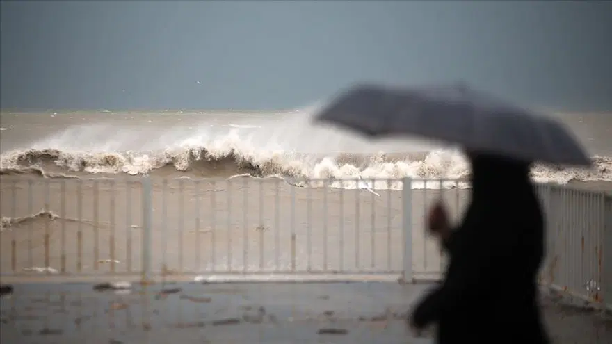 Soğuk hava dalgası başladı, İstanbul'da sıcaklık 20 derece birden düşecek 4