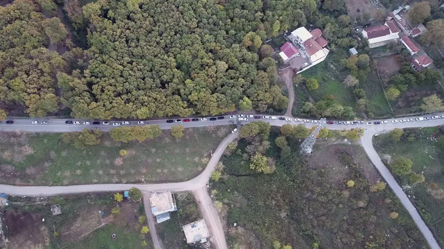 Kısıtlama öncesi Bursa'da kilometrelerce su kuyruğu 