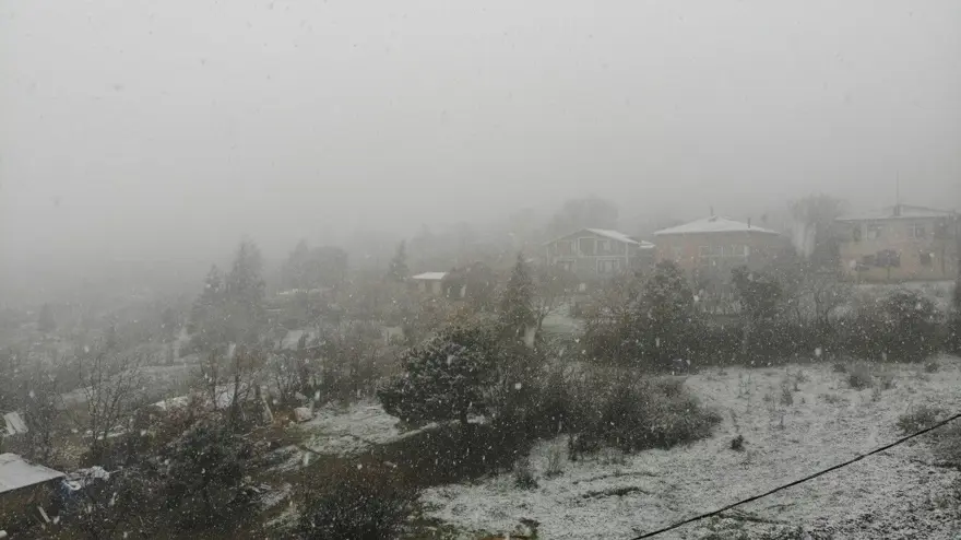 İstanbul'a yılın ilk karı düştü 22 İstanbul'a yılın ilk karı düştü 22