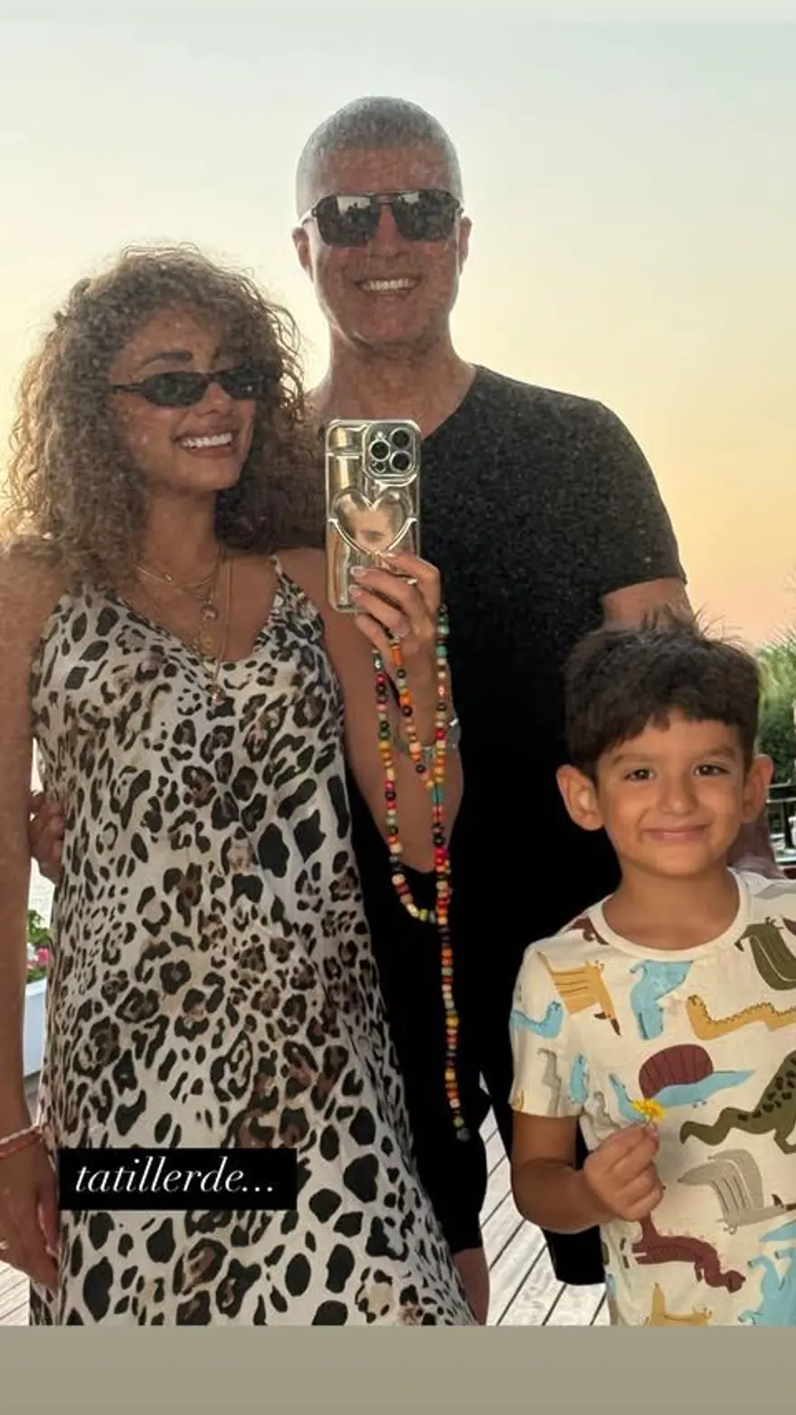 "Çekirdek ailemi korumaya alıyorum" demişti: Özcan Deniz 2'nci evlilik yıl dönümünü kutladı 28