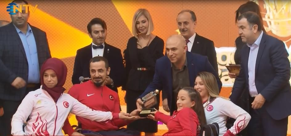 Dünya Radyo Günü'nde Doğuş Grubu radyolarına ödül