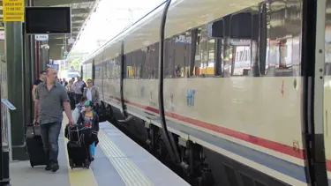 Bakan Uraloğlu açıkladı: İstanbul ve Konya'ya yeni raylı sistemler