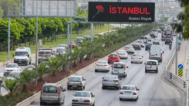 Atatürk Havalimanı'ndaki terör saldırısına İzmir'de protesto