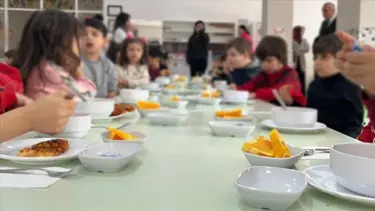 Mahkemeden "yemek ücreti" kararı: Özel okul fazladan aldığı parayı faiziyle ödeyecek!