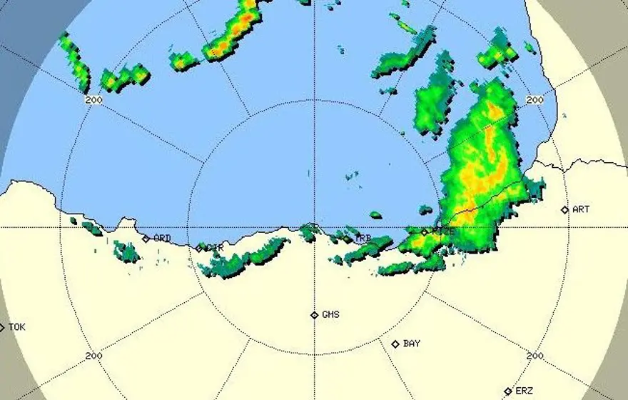 KARADENİZ'DE ŞİDDETLİ YAĞIŞLAR ETKİLİ OLUYOR KARADENİZ'DE ŞİDDETLİ YAĞIŞLAR ETKİLİ OLUYOR